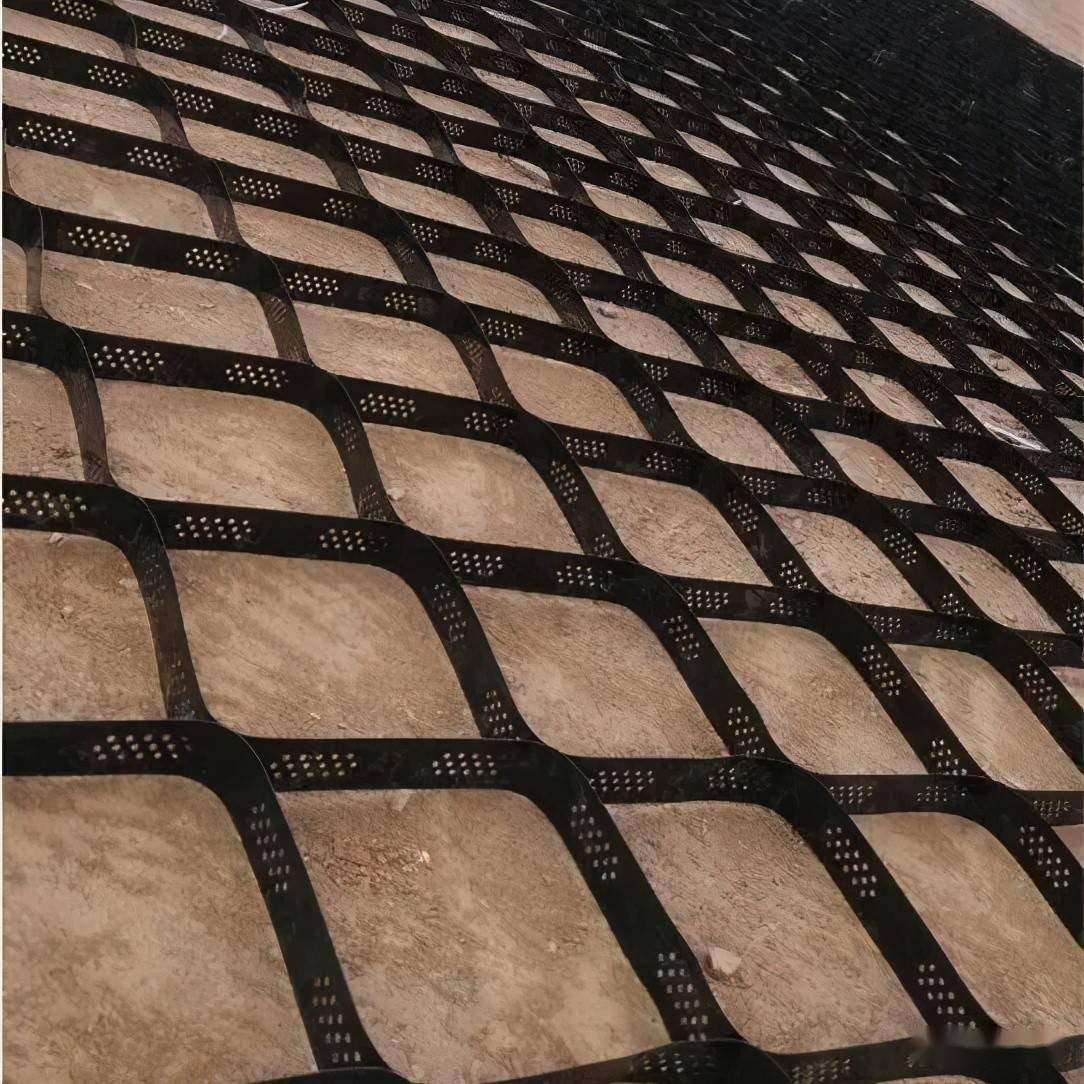 干貨 | 13種經(jīng)典護(hù)坡景觀設(shè)計(jì)實(shí)例詳解，涵蓋防護(hù)與土工網(wǎng)應(yīng)用