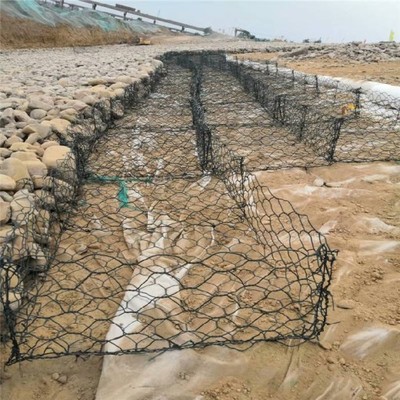 黑龍江石籠網(wǎng)與PE膜 水土工程的堅(jiān)固衛(wèi)士